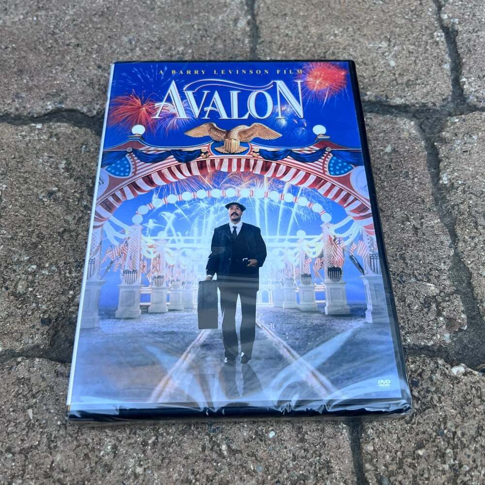Avalon DVD (1990 Barry Levinson Film, Sony Pictures) Widescreen